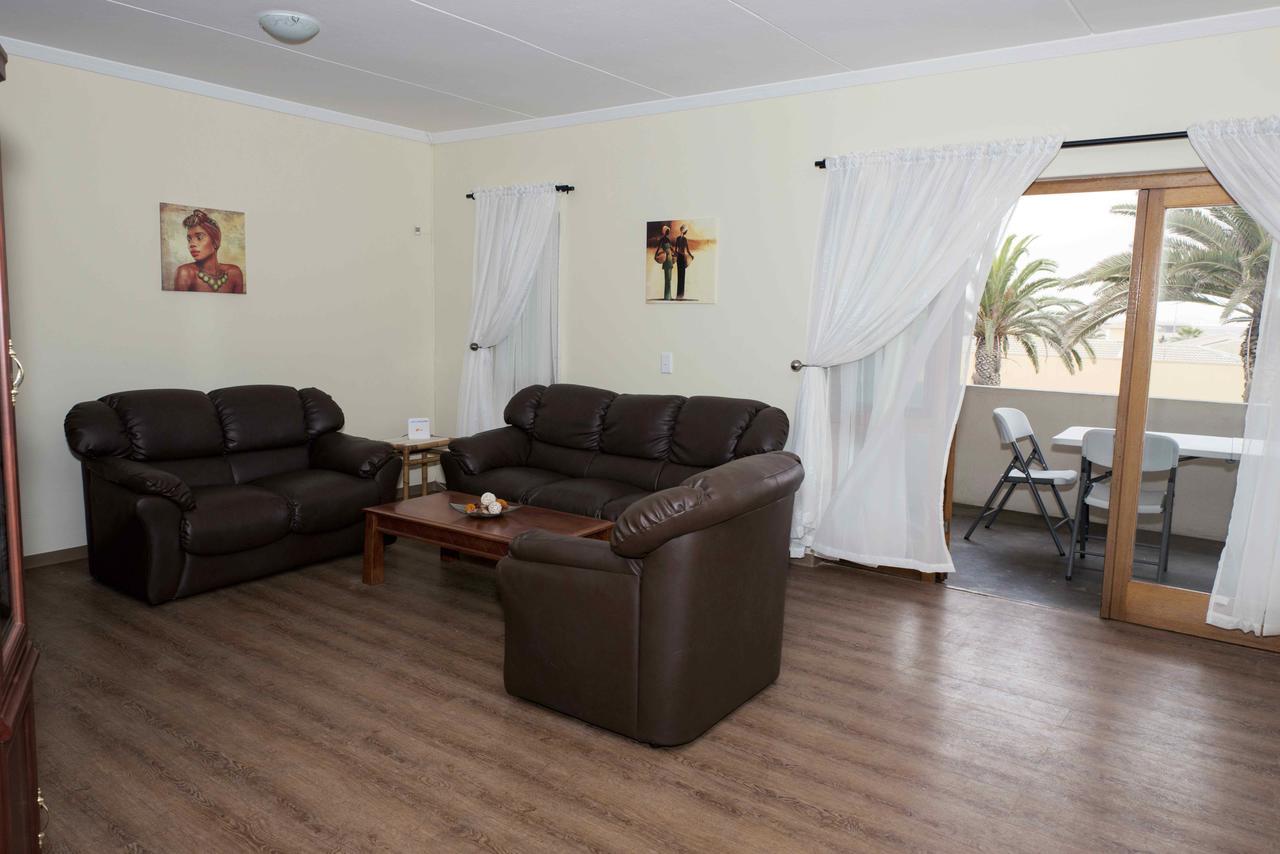 Good Times Self Catering Apartments Swakopmund Buitenkant foto